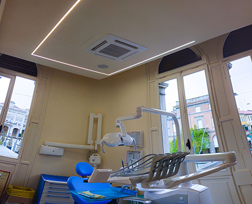 Restauro di clinica odontoiatrica